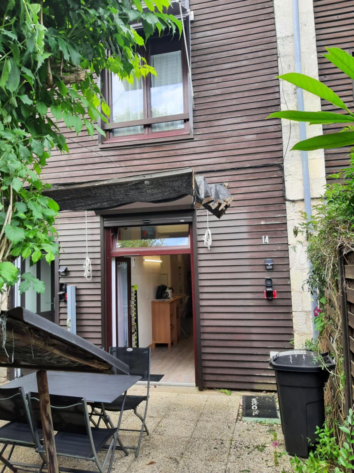 Duplex14H 1Er Etage Jardinet 1 Parking Ou Studio14B Rdc Terrasse Sans Parking ラ・ロシェル エクステリア 写真