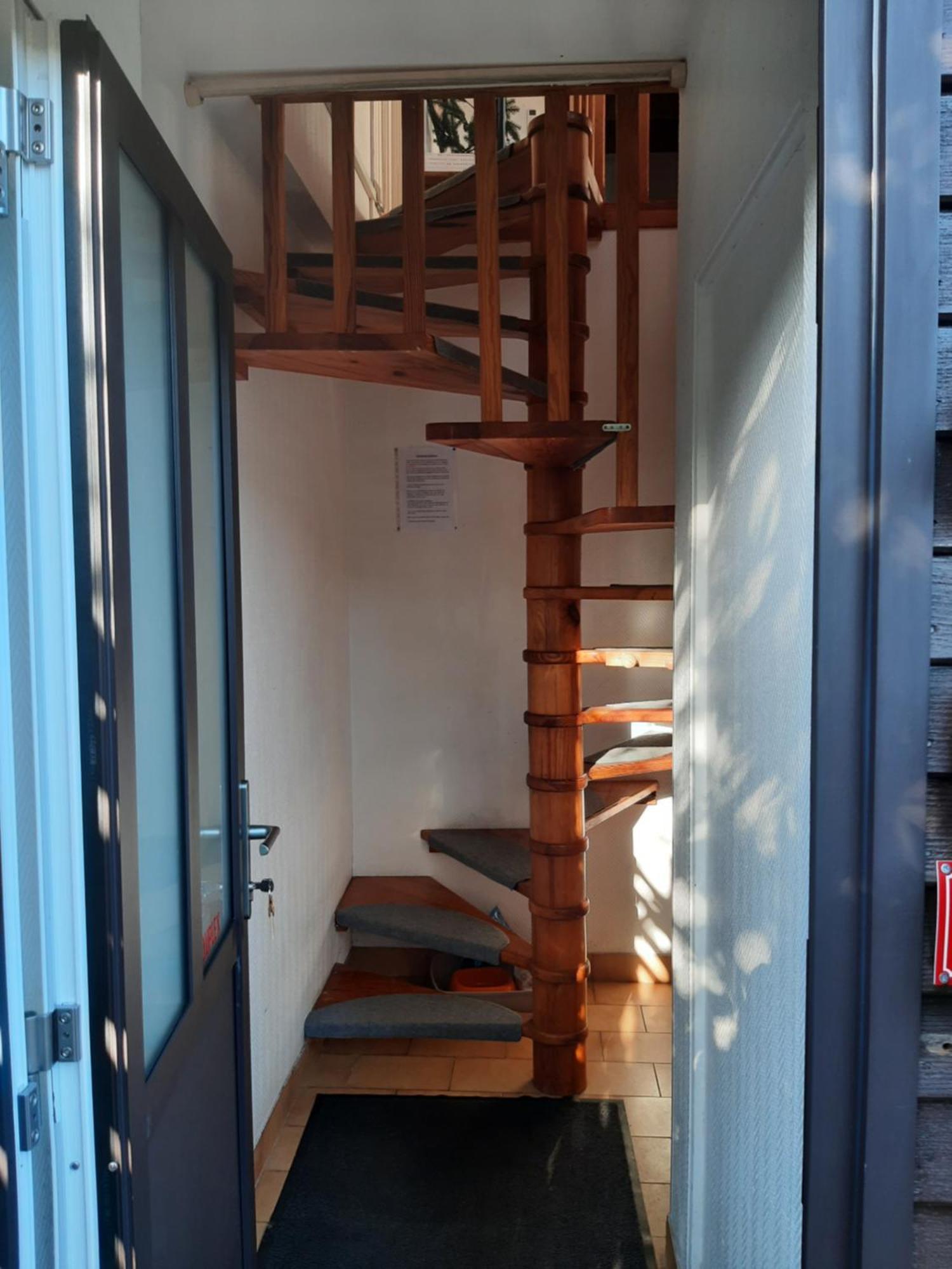 Duplex14H 1Er Etage Jardinet 1 Parking Ou Studio14B Rdc Terrasse Sans Parking ラ・ロシェル エクステリア 写真
