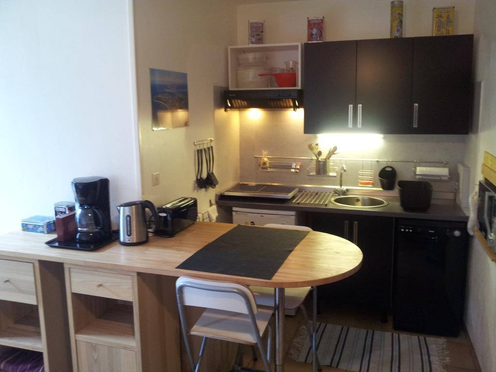 Duplex14H 1Er Etage Jardinet 1 Parking Ou Studio14B Rdc Terrasse Sans Parking ラ・ロシェル エクステリア 写真