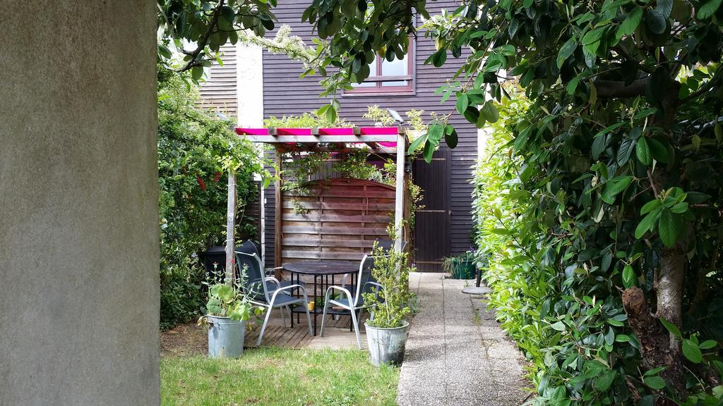 Duplex14H 1Er Etage Jardinet 1 Parking Ou Studio14B Rdc Terrasse Sans Parking ラ・ロシェル エクステリア 写真